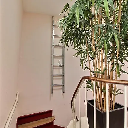Michodiere Apartment *